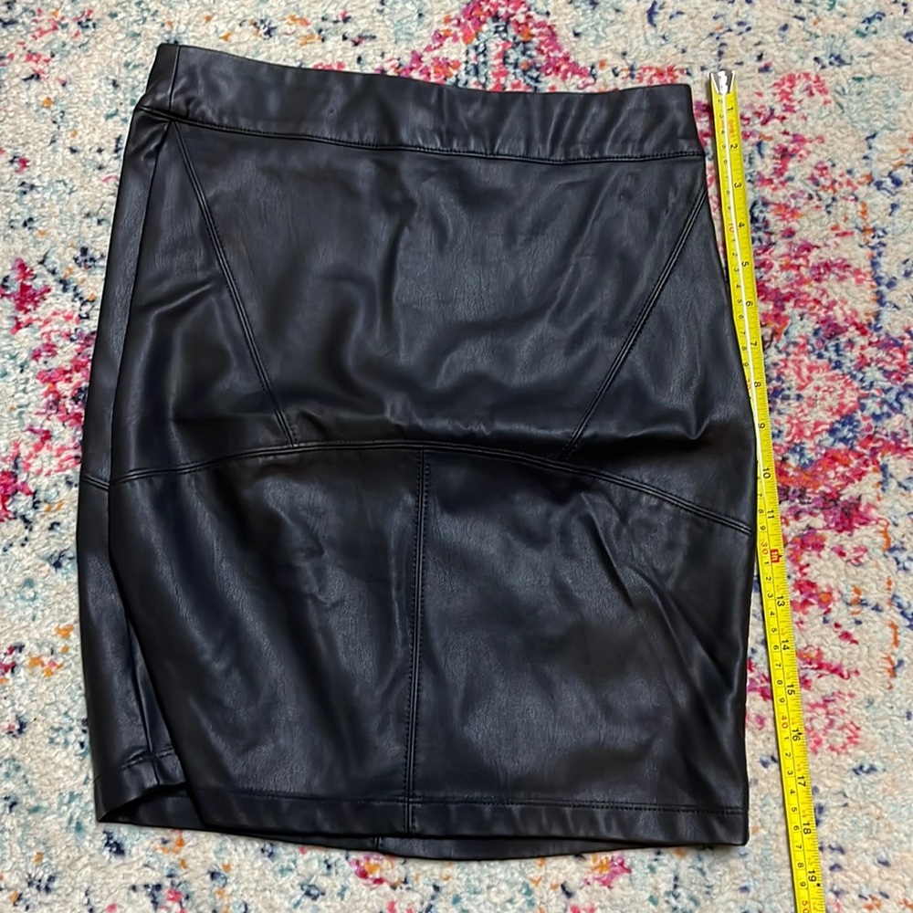 Leather skirt
